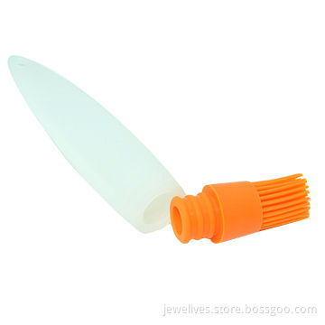 Silicone barbeque cleaning brushes